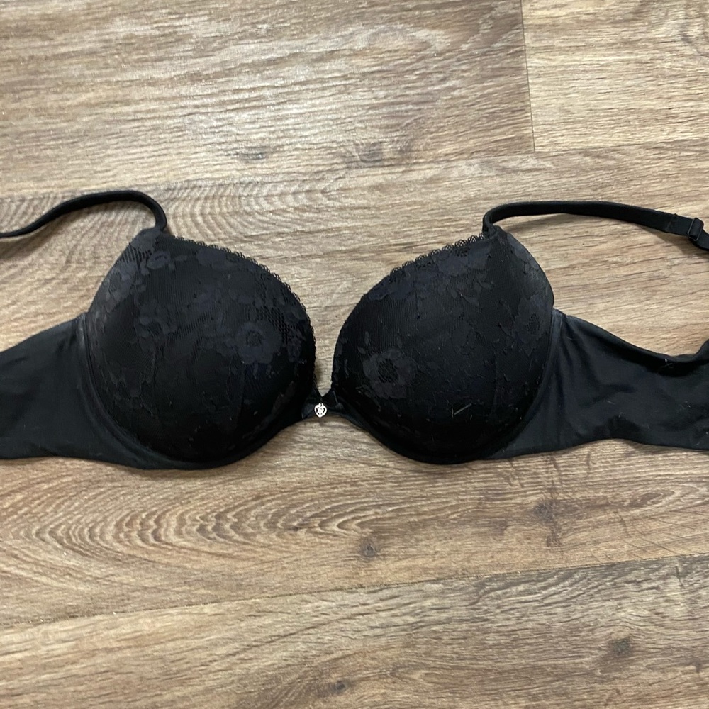 Victoria’s Secret push up bra